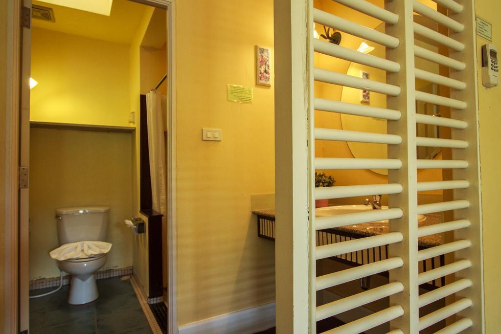 Brookside Valley Resort Rayong Eksteriør billede